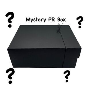 NWT Wool + Pepper Co. Mystery Bundle Box